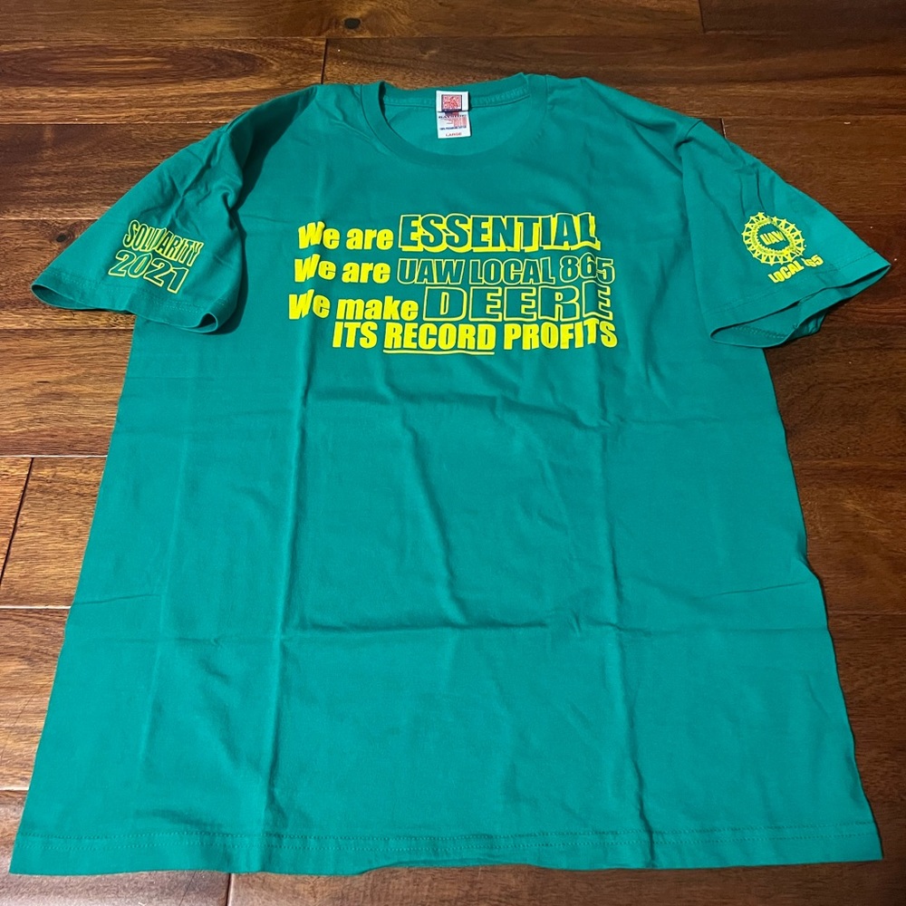 John Deere UAW T-shirt size L